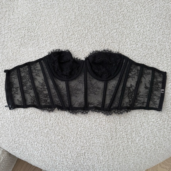 Victoria’s Secret Black Lace Bustier/Corset - Picture 5 of 5